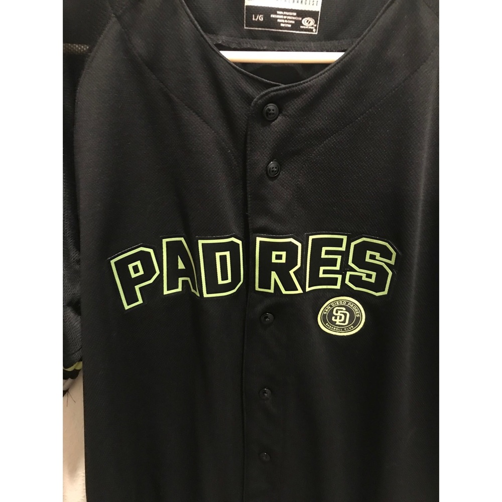 San Diego Padres jersey - Picture 2 of 4